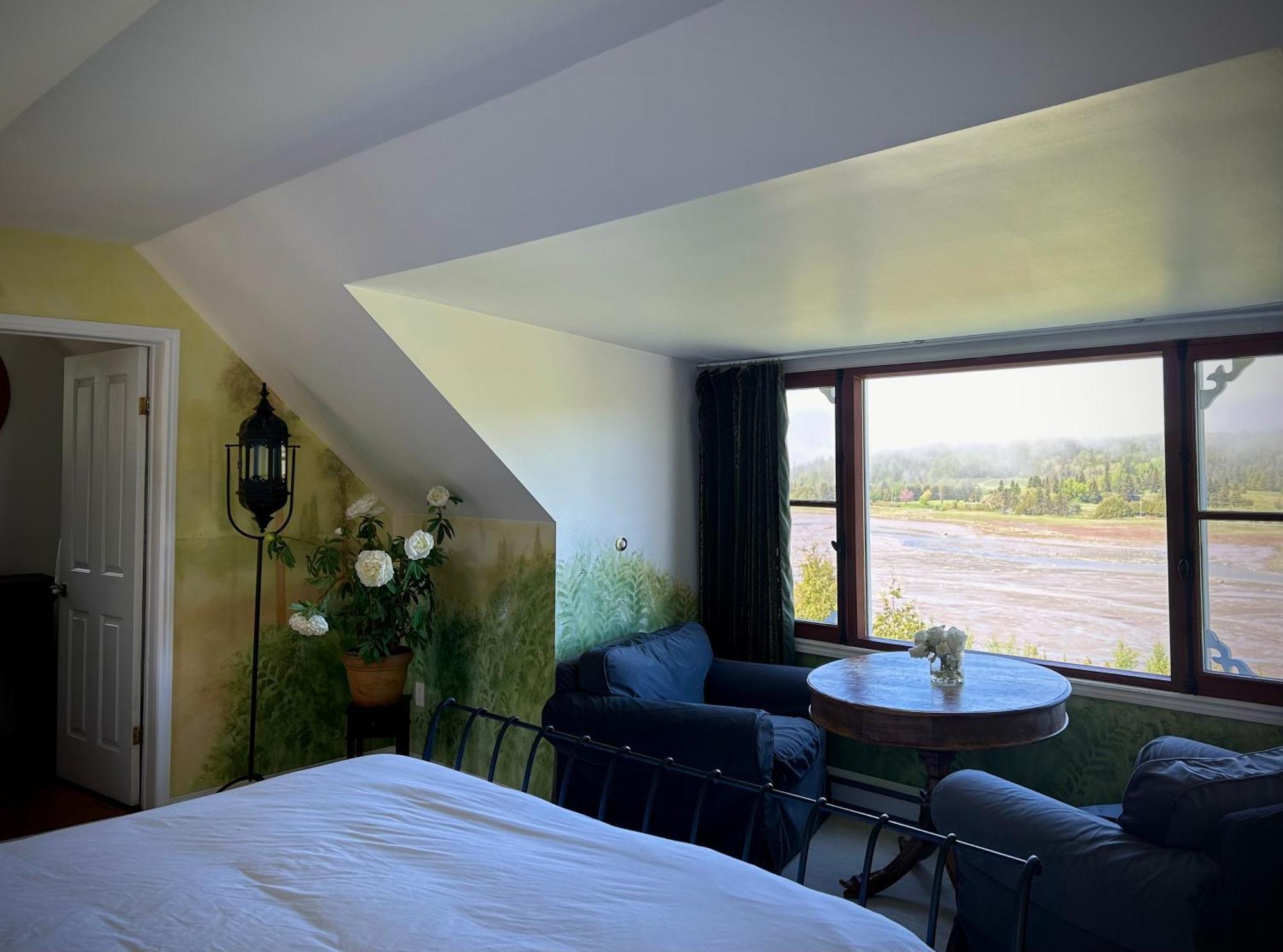 Hotel Le Mange Grenouille Le Le Bic Exterior foto